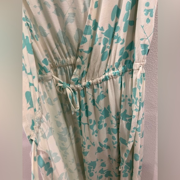 The North Face Joice Teal Freesia Floral Wrap Dress - Picture 4 of 5